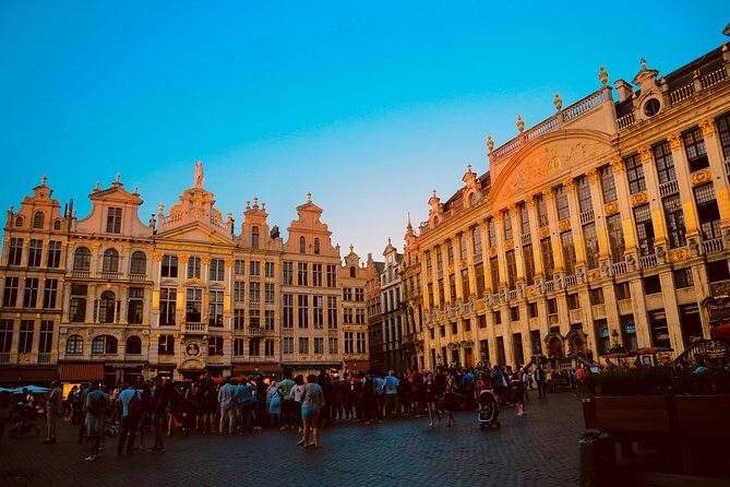 Architecture Tour of Brussels - La Monnaie and the surrounding streets: theater plus urban change