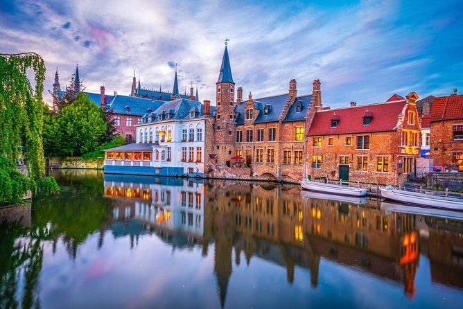 Bruges bus tour from Brussels - Canals and Quays: St Bonifacius Bridge and Rozenhoedkaai Photos