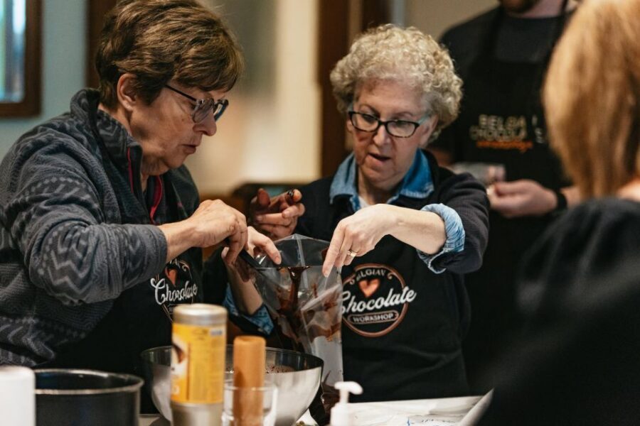Brussels: 2.5-Hour Belgian Chocolate Making Workshop - Duration and Pace: 150 Minutes That Fly