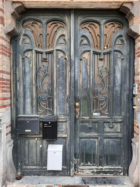 Brussels: Art Nouveau Walking Tour with a Local Guide - What’s Included (and What You Pay Separately)