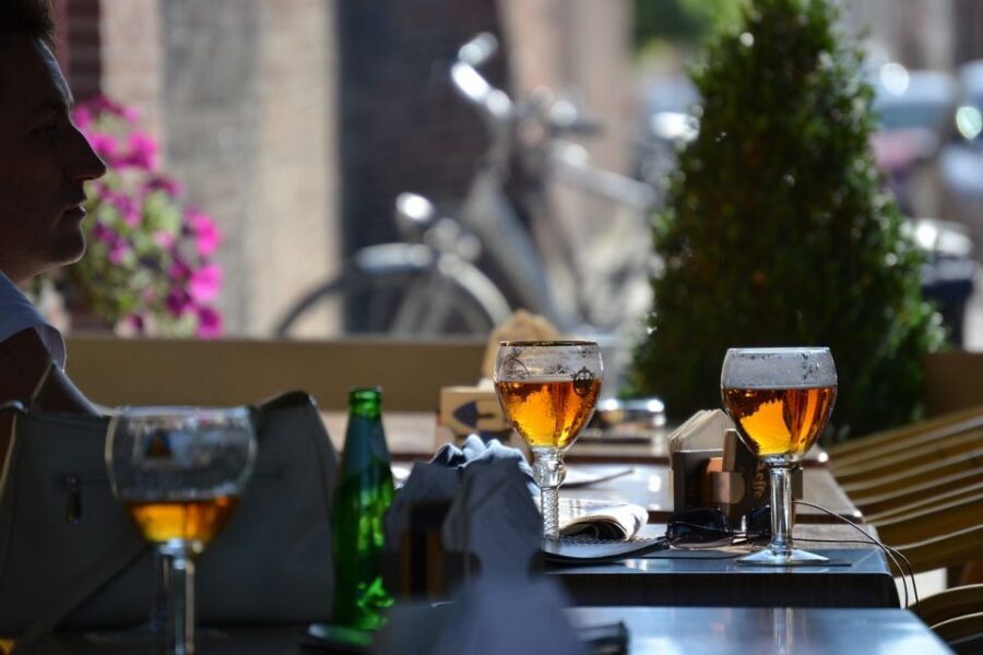 Brussels: Beer Tasting with a Local Guide - Meeting at Grand Place and Getting Oriented on Foot