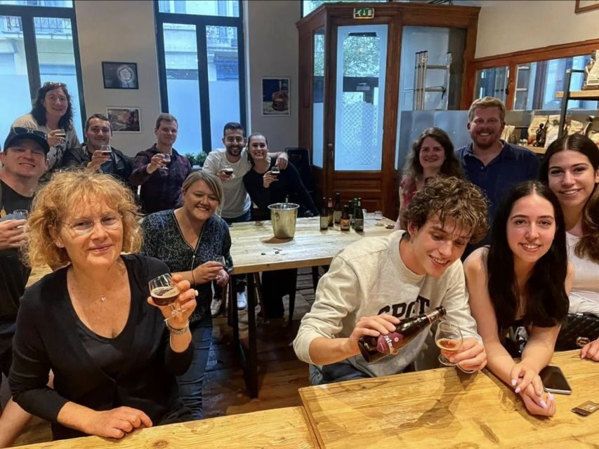 Brussels: Belgian Beer Tasting and Course at a Private Bar - Your five-beer flight: how Belgian styles actually taste different