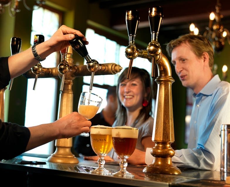 Brussels: Belgian Beer Tasting Tour - Stop 5: Le Cirio on Grand-Place for a Classic Brussels Setting