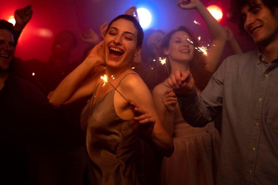 Brussels: BXL Pub Crawl Guided Tour - Finding the Night: Nua Party Bar Meets on Bd Anspach