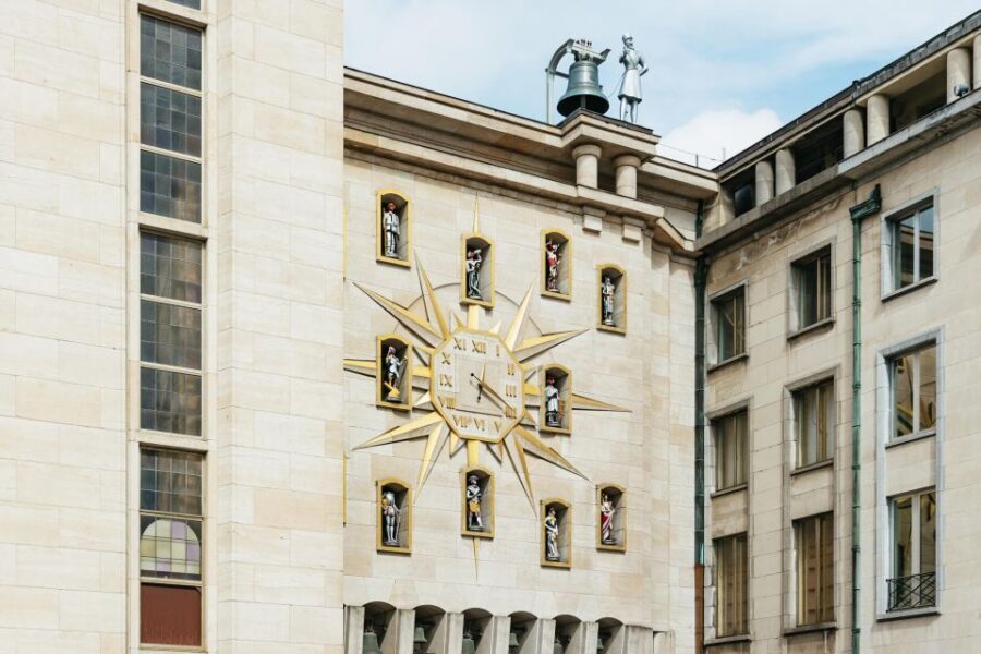Brussels: City Highlights Walking and Tasting Tour - Local Bar Beer Flight: 4 Samples That Teach You More Than You Think