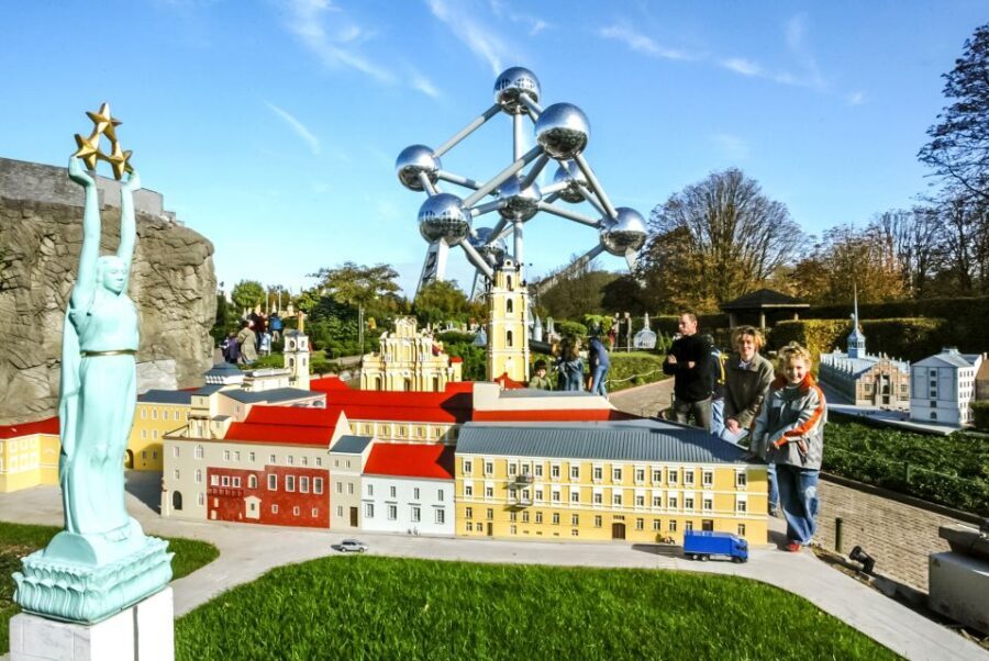 Brussels: Entry Ticket to Mini-Europe - Spirit of Europe indoor hall: EU learning through games and quizzes