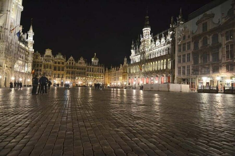 Brussels: Highlights and Hidden Gems Walking Tour - Saint Nicholas’ Church: a strong start with stories, not just sightlines