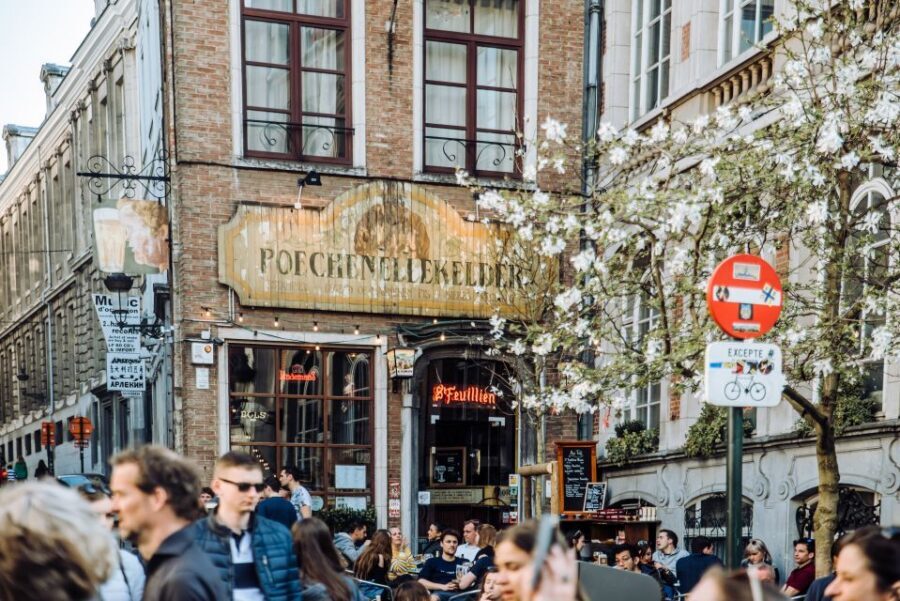 Brussels: Highlights & Hidden Gems Private Walking Tour - African Quarter at the end of the day