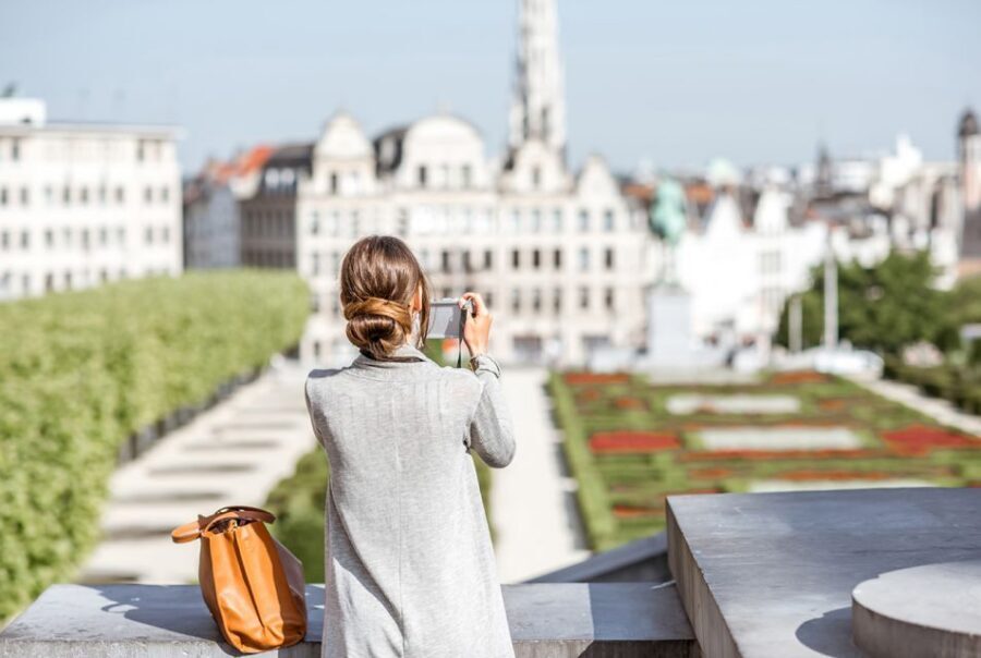 Brussels: Hop-On Hop-Off Bus Tour - Getting around fast: the red route and how it feels on the ground