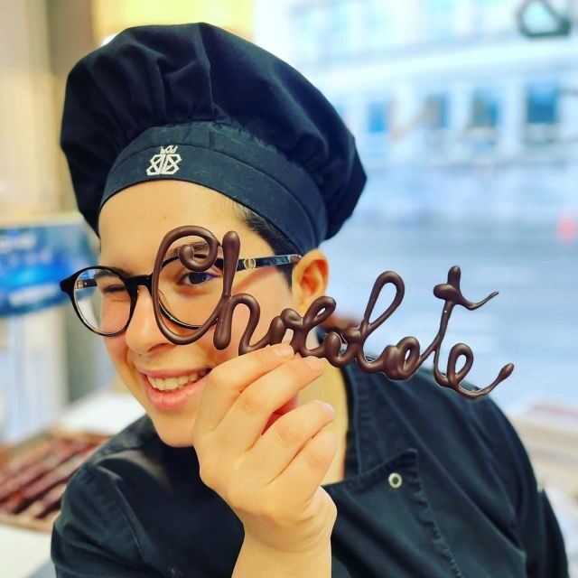 Brussels: Make Your Own Chocolates Workshop with Tastings - Practical tips so the workshop actually feels fun
