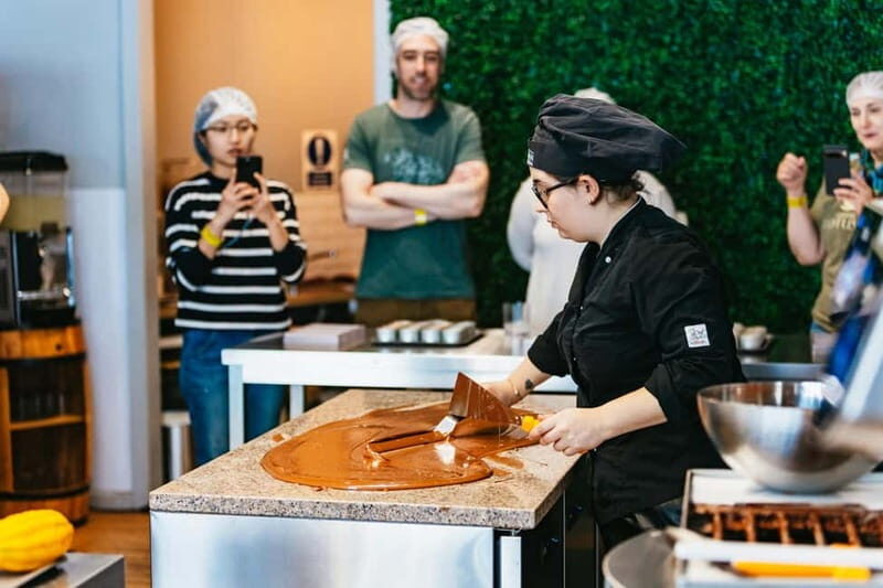 Brussels: Make Your Own Chocolates Workshop with Tastings - Your hands-on creation: chocolate bar, truffles, and mendiants