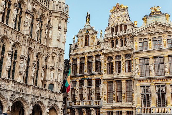 Brussels PRIVATE TOUR With Locals: Highlights & Hidden Gems - Stop 3: Grand Place with stories you can repeat