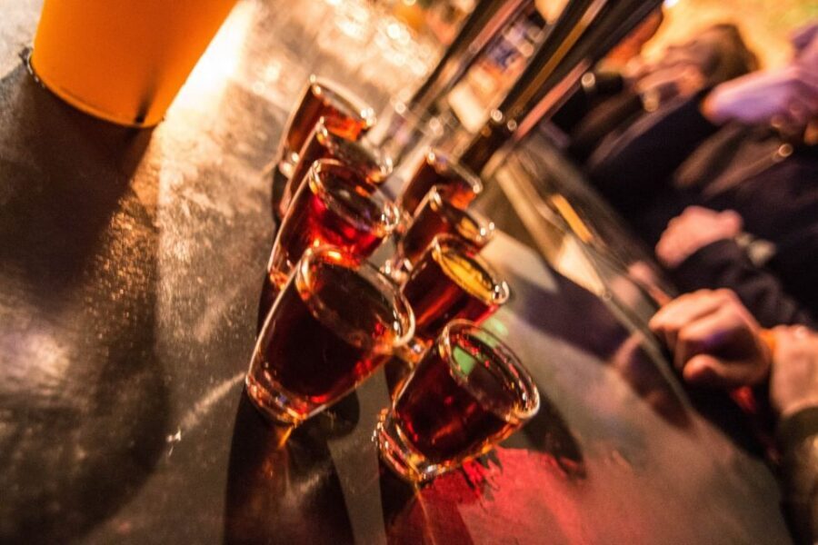 Brussels: Pub Crawl and Nightlife Party Experience - What to Wear and Bring So the Door Staff Don’t Say No