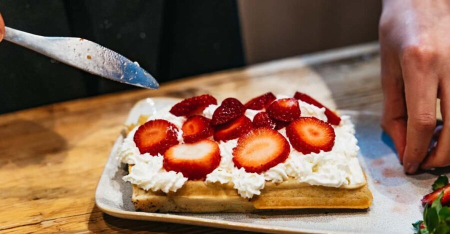 Brussels: Waffle Making Workshop - All You Can Eat - Toppings and Drink Pairing: Make It Yours