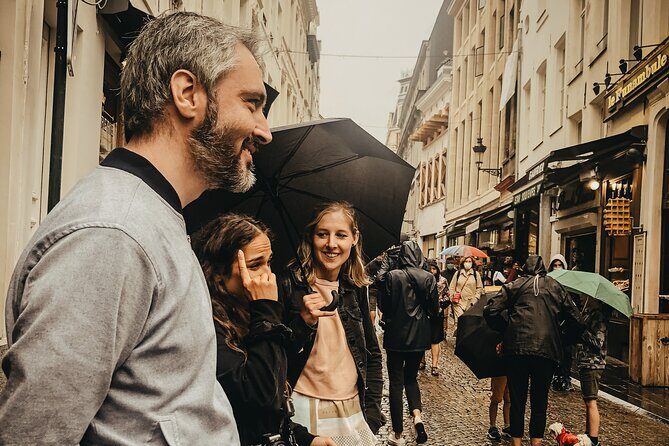 Brussels Walking and Tasting Tour (Beers,Chocolates&Fries/Waffle) - Fries, waffles, and beer: the tasting part that ties it all together