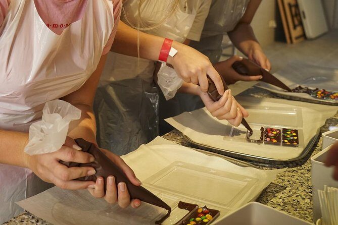 Chocolate Workshop and Self-Guided Museum Visit at Choco-Story in Brussels - Chocolate-Tablet Workshop at Choco-Story: What You Actually Make