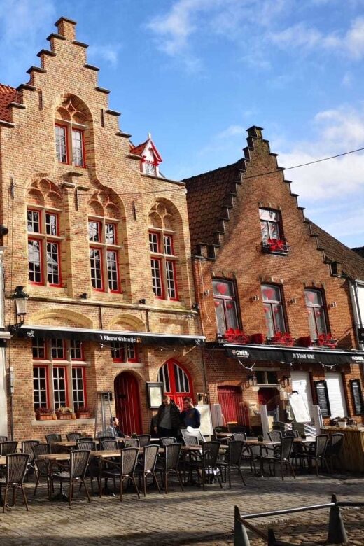 From Brussels: Bruges Day Trip with Boat Tour Option (ES) - Who This Tour Suits (and Who Should Skip It)