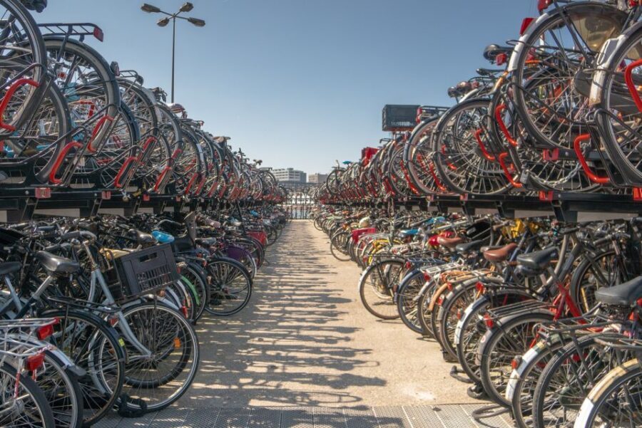 From Brussels: Day Trip to Amsterdam with Canal Boat Cruise - Free Time (3.5 Hours) in Amsterdam: Make It Count, Don’t Sprint