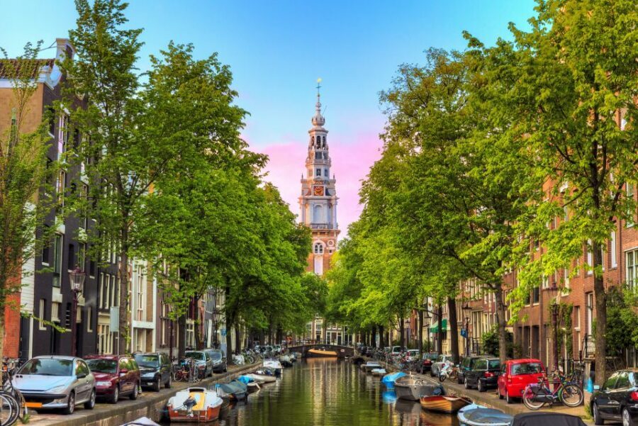 From Brussels: Day Trip to Amsterdam with Canal Boat Cruise - Small Group Size and Bilingual Guides: Why It Feels More Personal