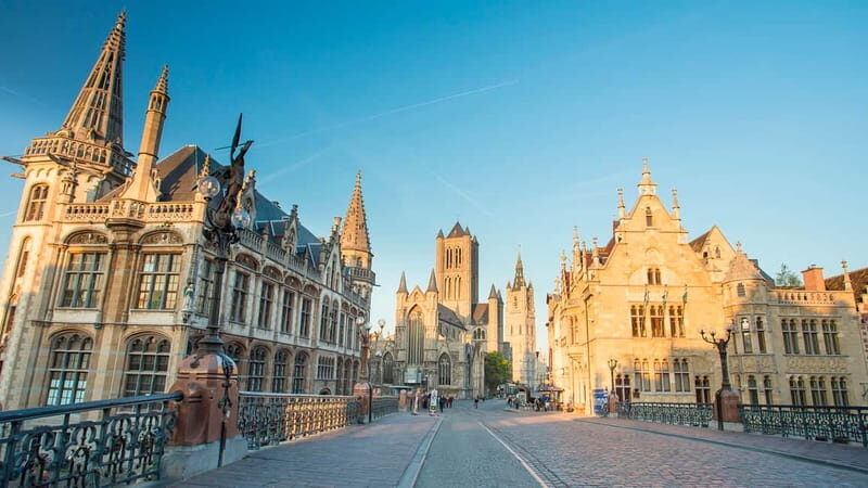 From Brussels: Day Trip to Ghent with Atomium in English - English-Guided Ghent: Medieval Highlights You Can Actually Place