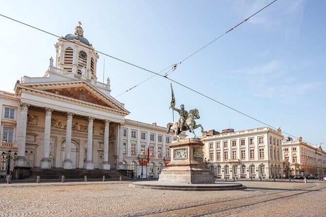 Historical Walking Tour: The Story of Brussels - by Legends - Opera Glamour and Royal Arcade Stroll: La Monnaie and Galeries Royales Saint-Hubert