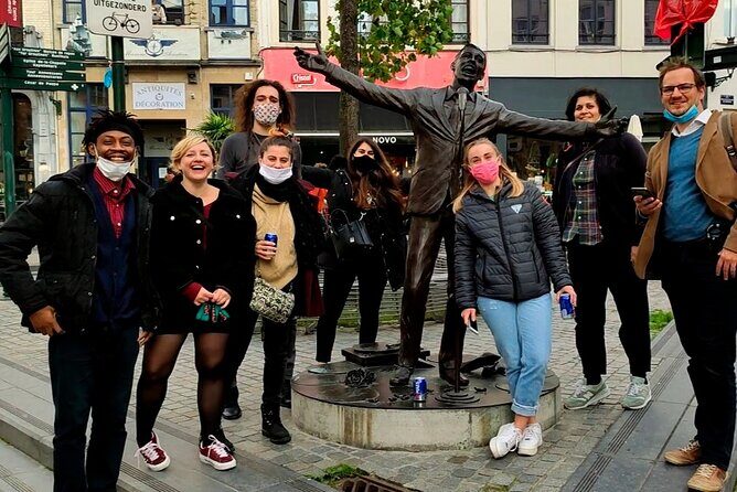 Outdoor Escape Game with drinks in Brussels - Meeting at Rue d’Artois 39: Starting Fast