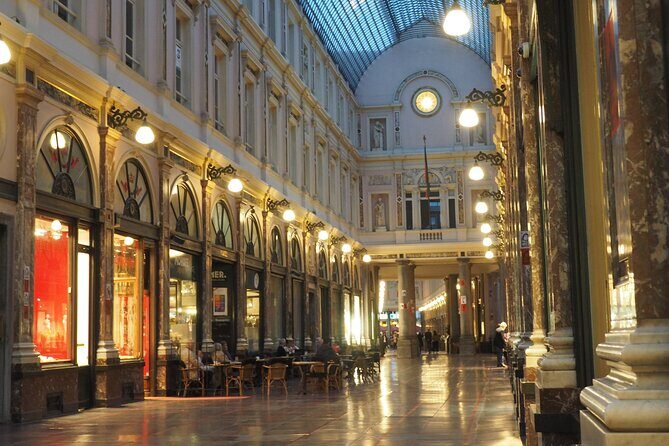 Private Half Day Tour of Brussels - Grand Place (Grote Markt): guild power, public drama, and Carlos I
