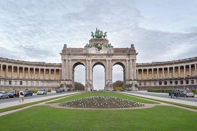 Private tour : Best of Brussels half day - Starting at the Medieval Heart: Grand Place and City Hall