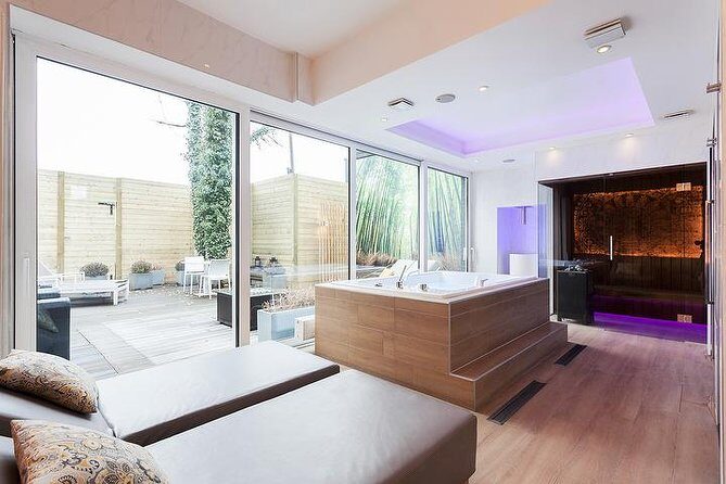Private Wellness (3 hours) - Facilities included: jacuzzi, hammam, sauna, icefall, and infrared